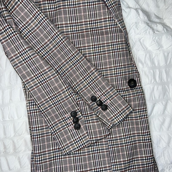 European patterned blazer - Picture 4 of 5